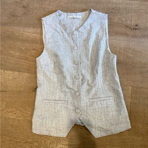Abercrombie & Fitch Gray Sleeveless Button Vest